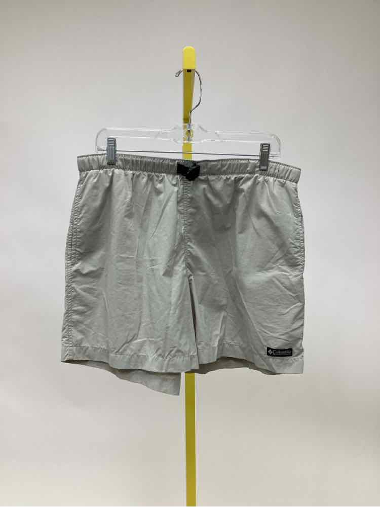 Size Large Columbia Beige Men's Shorts