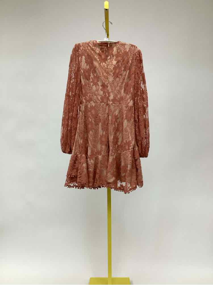 Size M Saints + Secrets Women's Dress