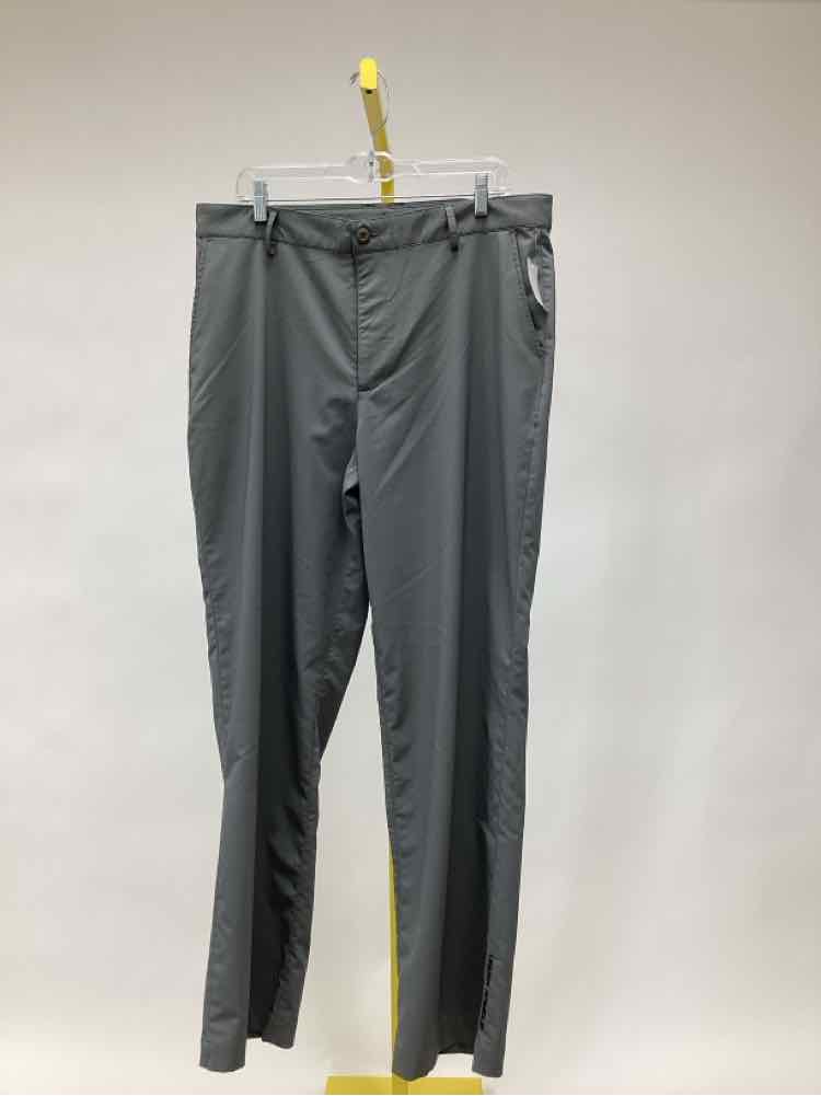 Size 36 Under Armour Charcoal Men's Pants