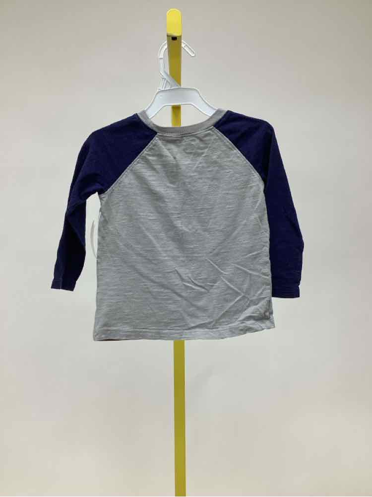 Old Navy Gray Child Size 2T Boy's Long Sleeved Tops