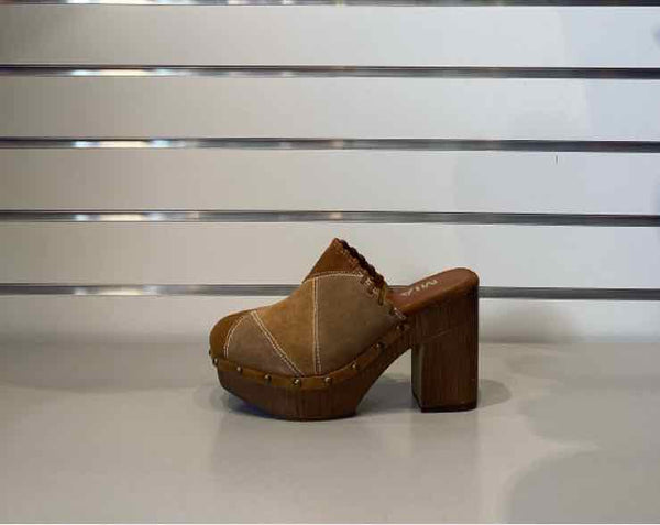 MIA W Shoe Size 6 Women's Clogs