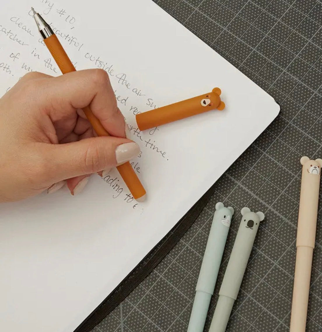 Kikkerland Discovery Toy