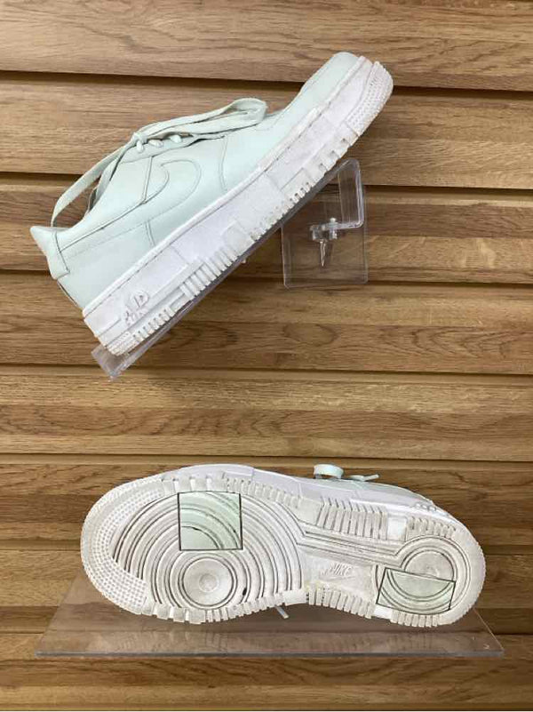Nike W Shoe Size 9.5 Women's Sneakers