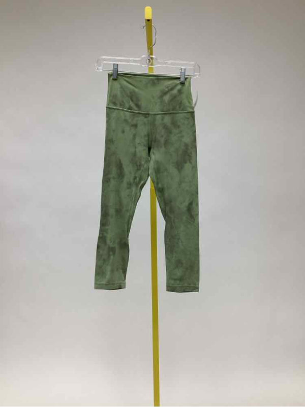 Size 4 lululemon Women's Leggings