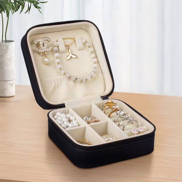 Mimi Jewelry Box